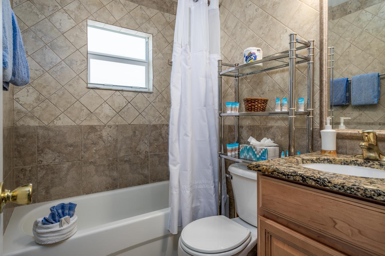 Gulf Breeze Condos Fort Myers Beach Εξωτερικό φωτογραφία